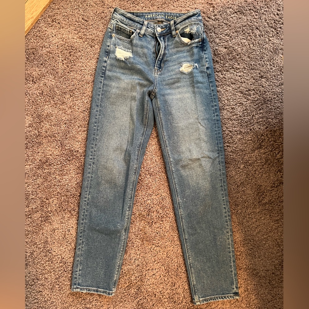 American Eagle mom jeans
